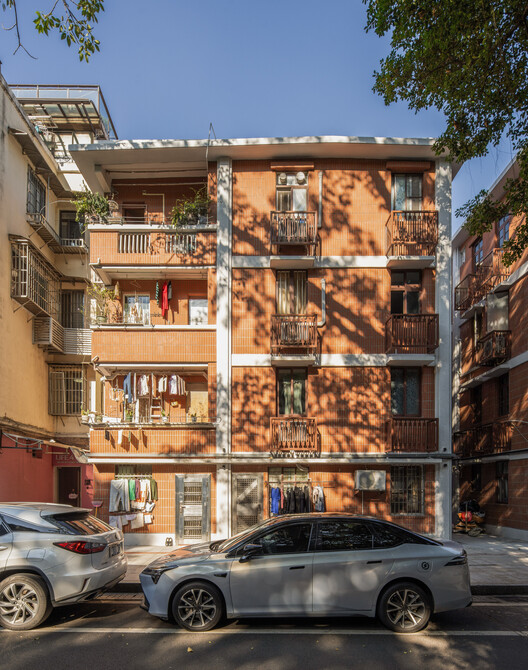 Projeto de revitalização da área central do distrito histórico e cultural de Xinhepu / Atelier cnS - Fotografia de Exterior, Janela, Fachada, Balcão