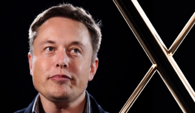 Elon Musk critica parceria da Apple com a Google para integrar o Gemini