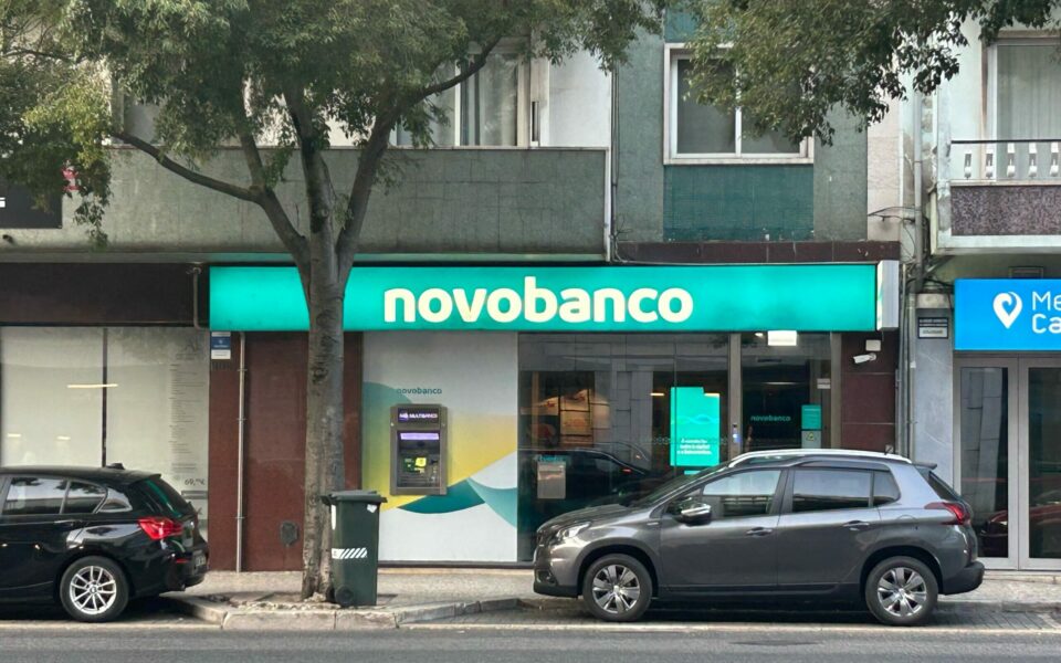 Novobanco tem mil milhões de euros em contas de empresas da Venezuela congelados