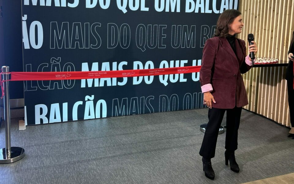Futura CEO do Santander Portugal inaugura em Lisboa quinto Work Café