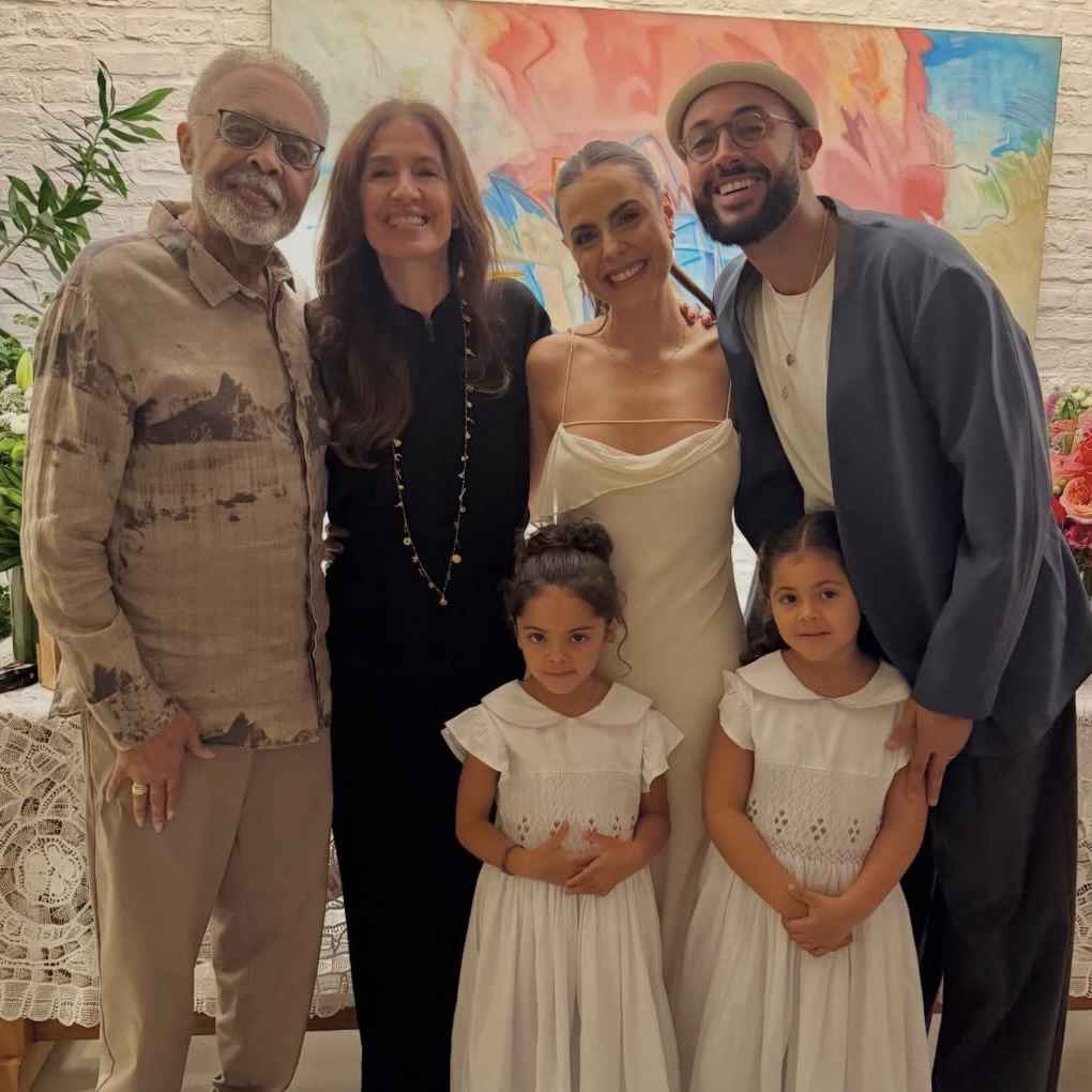 Gilberto Gil celebra 5 anos das netas gêmeas com álbum de fotos: ‘As pitús da família’