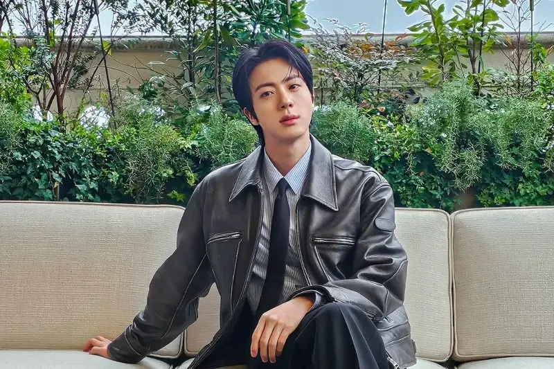 Uma lista completa dos projetos musicais solo do BTS (até agora) 4 Jin, do BTS