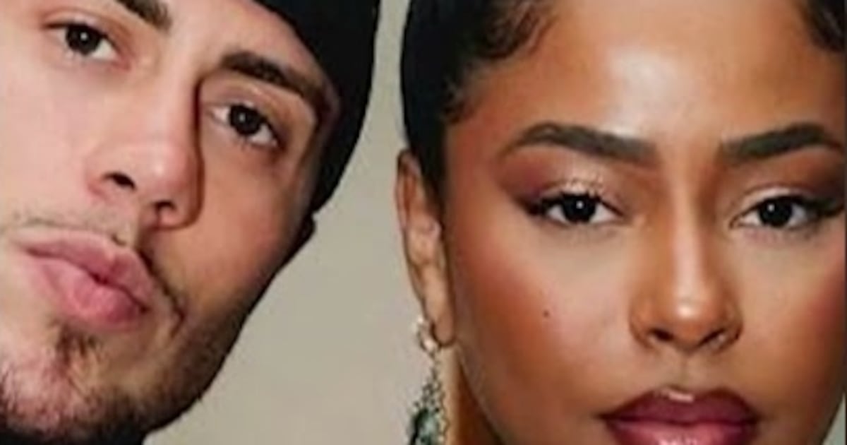 Lorena Maria acusa MC Daniel de ‘censura’ após decisão da Justiça #ahoradavenenosa #shorts - R7