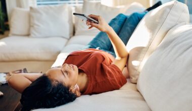 Ver vídeos curtos e rápidos pode causar prejuízo à saúde dos olhos