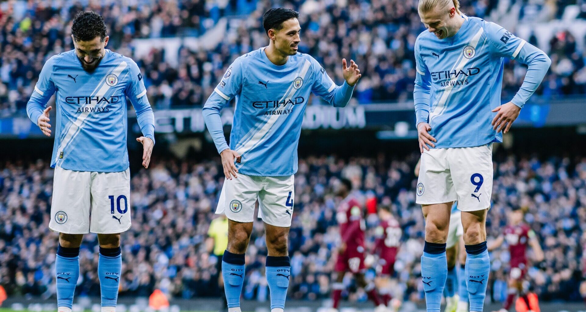 Manchester City antecipa-se e avança com 35 milhões de euros por defesa em final de contrato