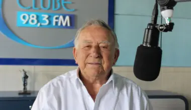 “Olha a hora!” Maneca comemora 93 anos de vida e história no rádio catarinense