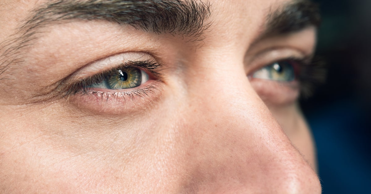 ‘Trend’ nas redes sociais, raspar os cílios pode causar lesões nos olhos