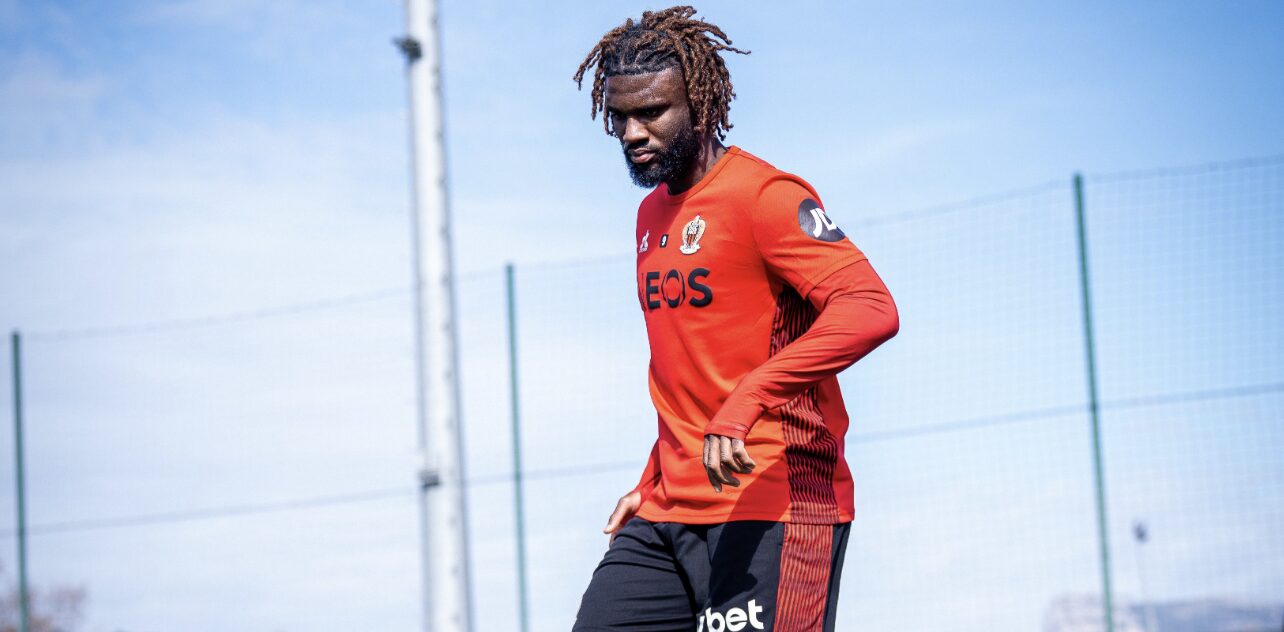 FC Porto chega a acordo com o Nice para empréstimo com opção de compra de Terem Moffi