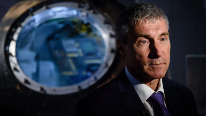 Em janeiro de 2024, o Presidente da Rússia Vladimir Putin nomeou o cosmonauta Sergei Krikalev como enviado para as relações espaciais internacionais. Crédito: Leon Neal/AFP/Getty Images