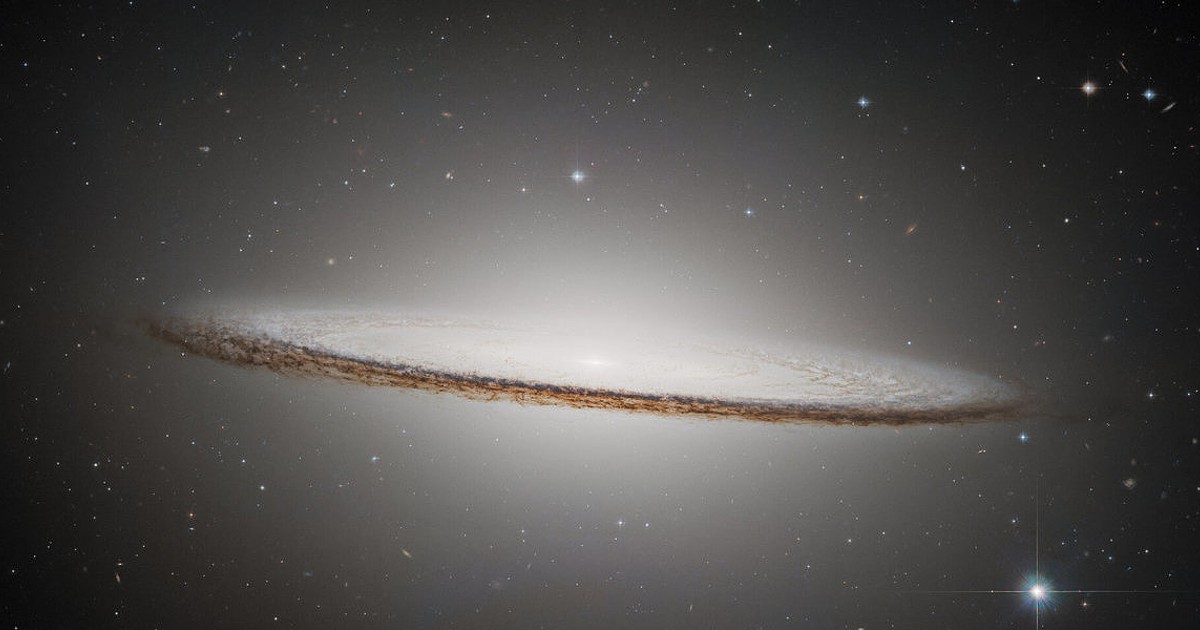 Galáxia sombrero, fotos na Lua e uma dezena de imagens extraordinárias do ano - Tek Notícias