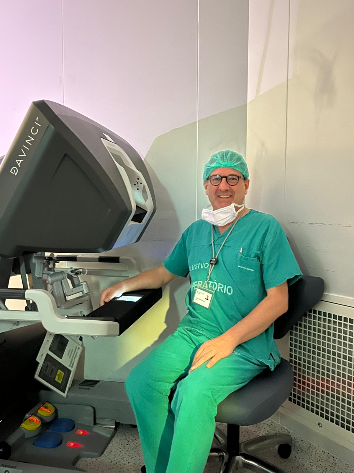 Hospital de braga já opera crianças com robô cirúrgico