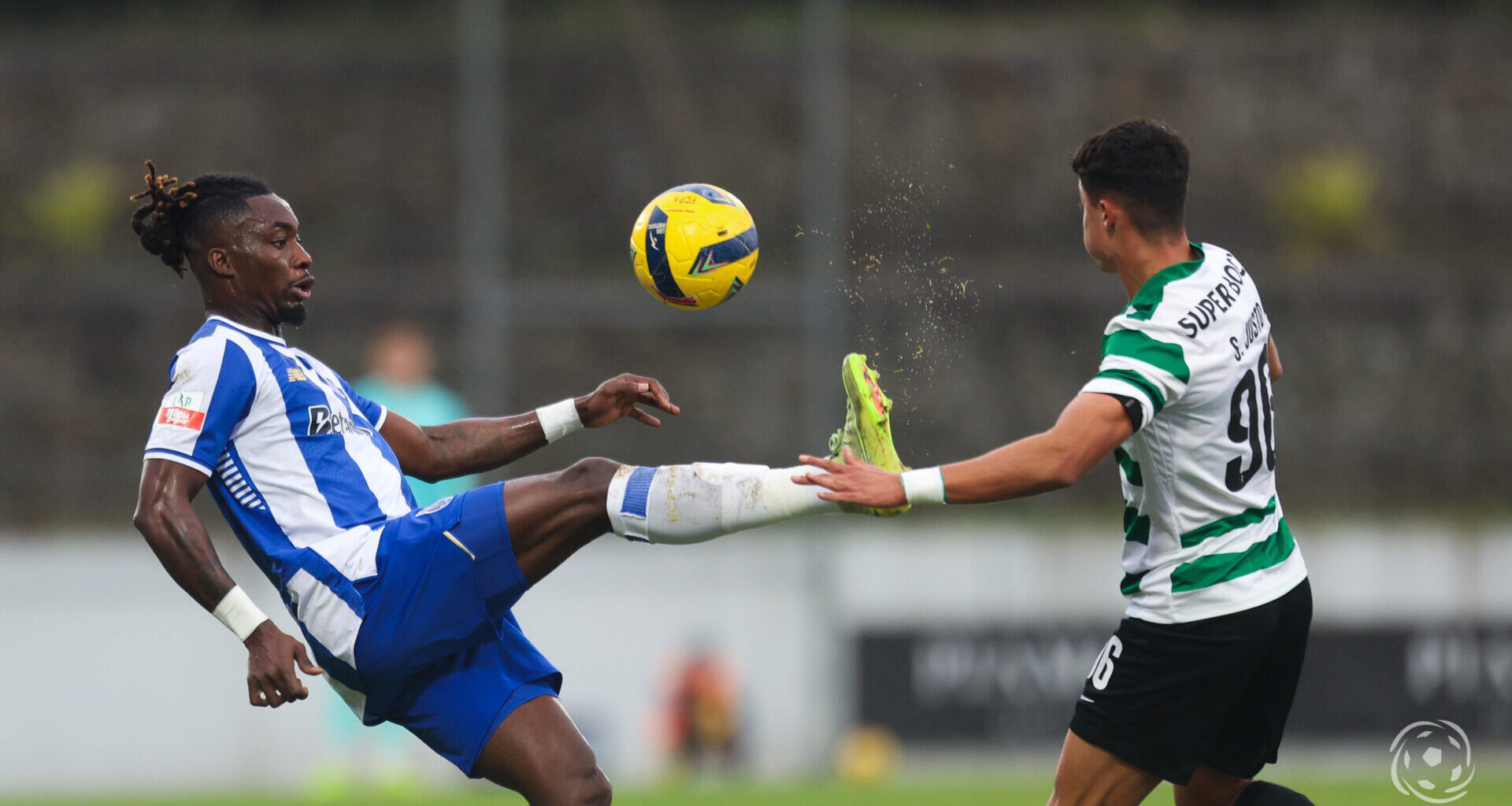 FC Porto tem poucos dias para resolver situação de jogador que não entra nas contas de Francesco Farioli