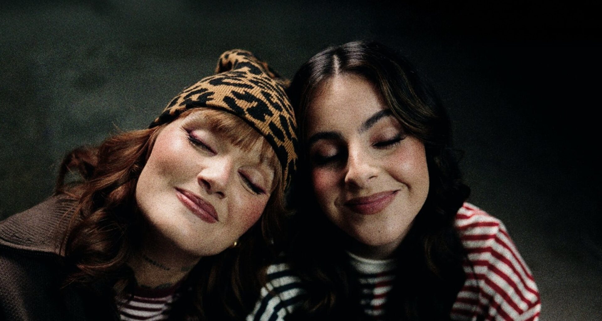 Rita Rocha lança nova canção com Carolina Deslandes