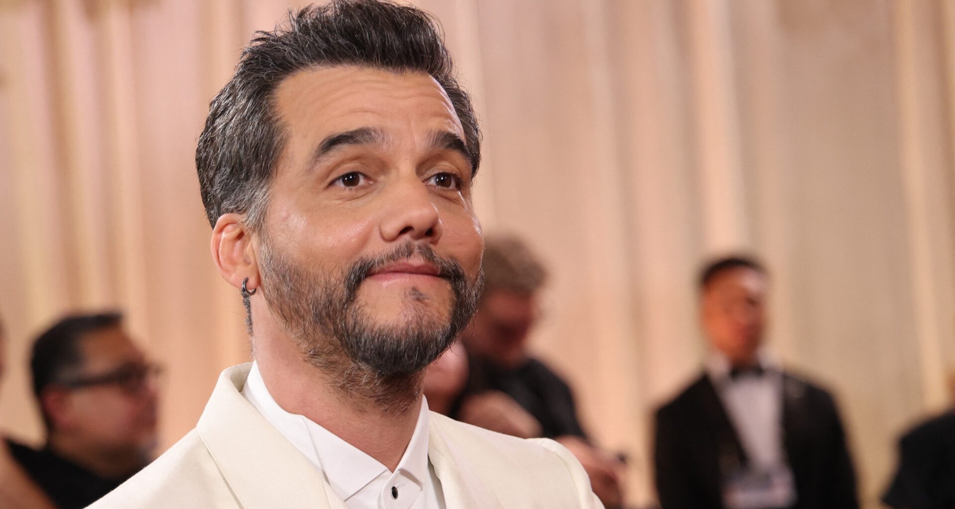 Vitória de Wagner Moura no Globo de Ouro impulsiona buscas no mundo inteiro