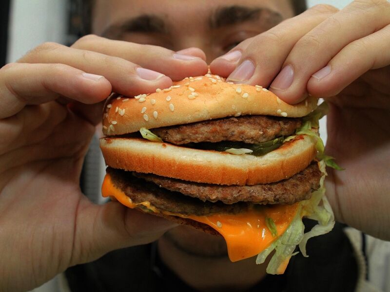 Consumo de conservantes é associado a maior risco de câncer e diabetes, dizem estudos franceses