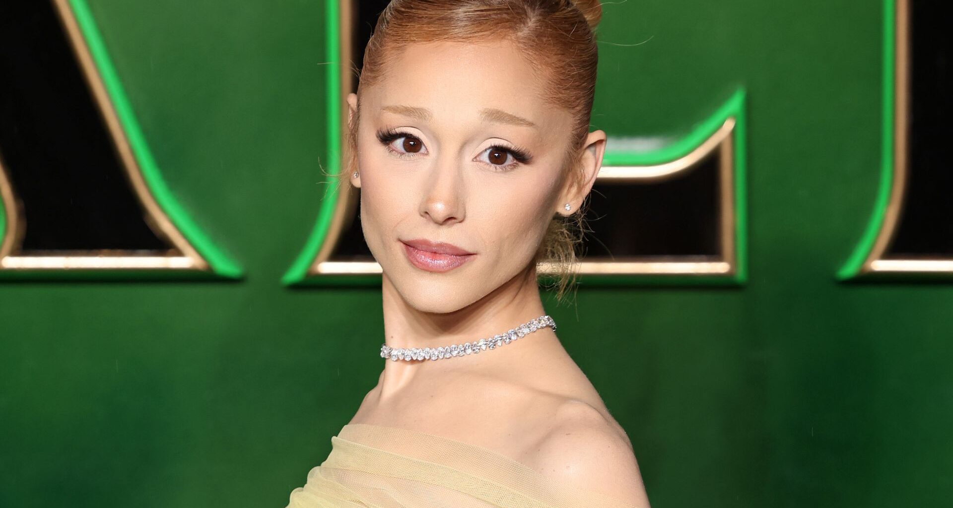 Prefeitura do Rio reage à possibilidade de show de Ariana Grande em Copacabana