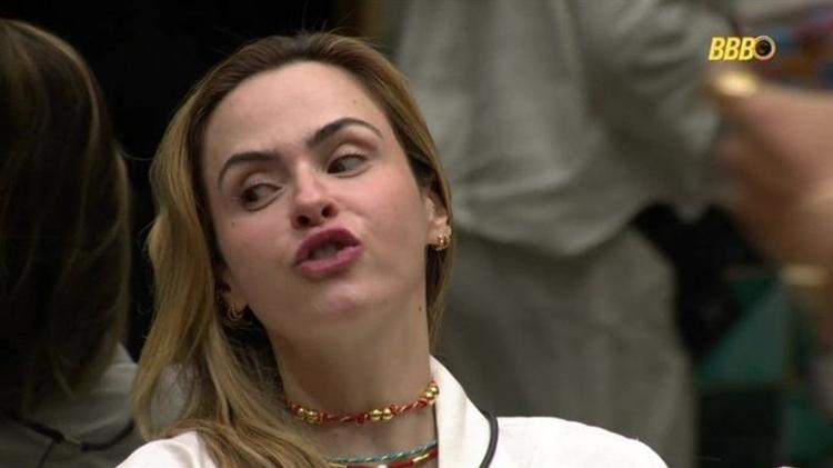 Ana Paula Renault está de volta ao BBB