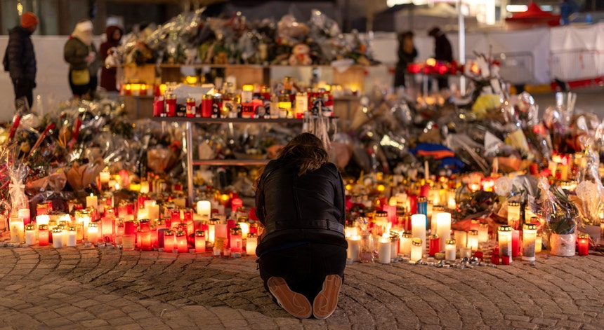 Incêndio na Suíça. Bar não era alvo de inspeções periódicas há cinco anos
