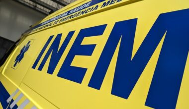 Ambulâncias paradas a Sul. Olhão garante uma ambulância a partir das 20 horas