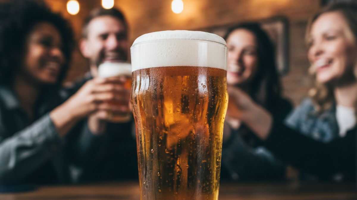 Cerveja zero álcool engana o cérebro e pode gerar sensação de prazer e relaxamento