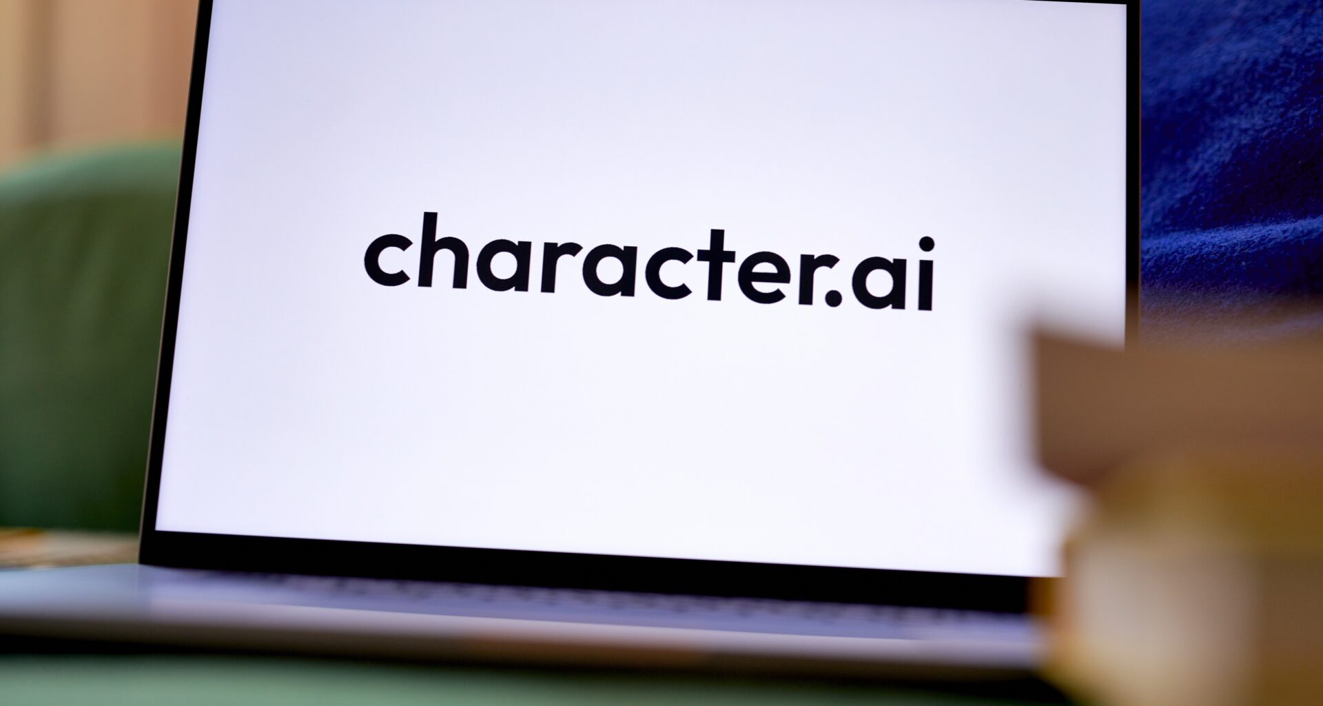 Google e Character.AI fecham acordo em processo sobre suicídio de adolescente
