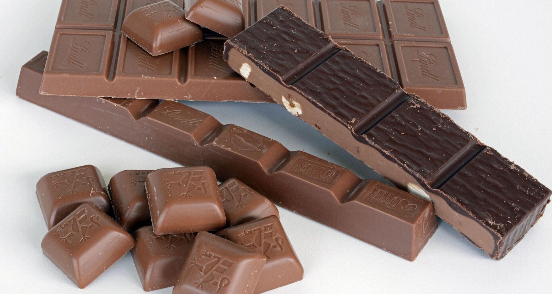 Estudo revela que teobromina do chocolate amargo pode retardar envelhecimento