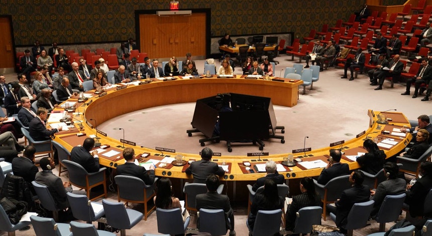 Conselho de Segurança da ONU reúne-se para discutir Irão