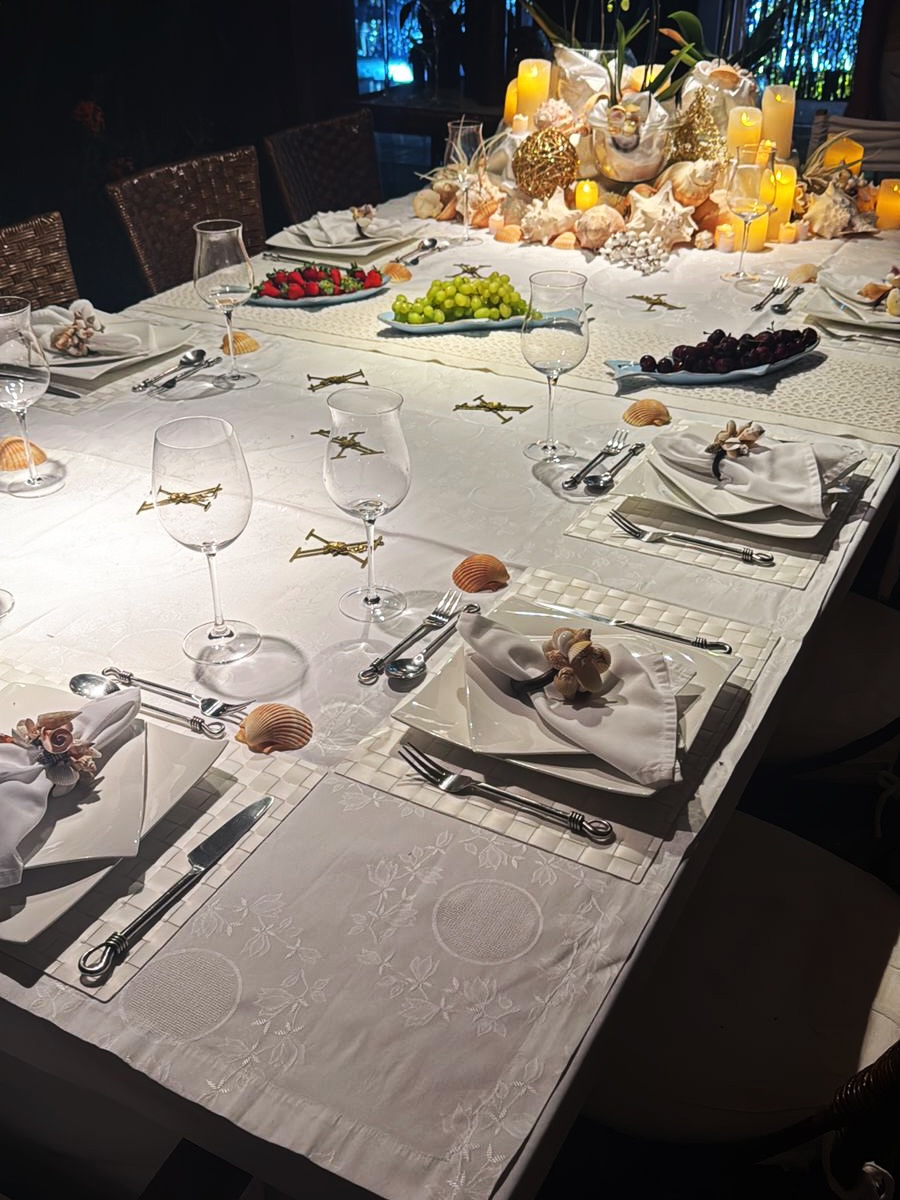 Xuxa Meneghel mostra decoração de sua festa de réveillon - Foto: Reprodução / Instagram