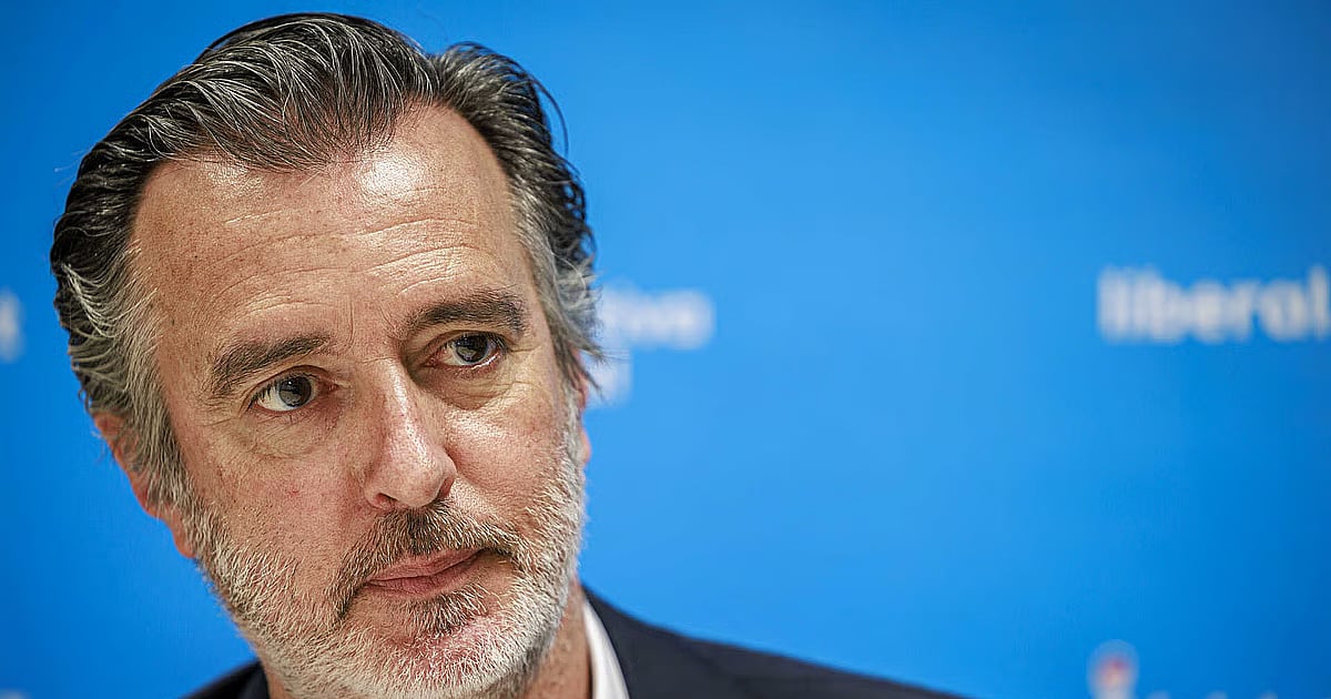 Alegações de Assédio na IL: Partido Recusa Esclarecimentos Internos