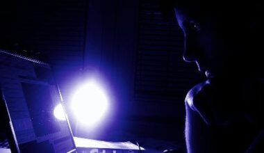 PJ lança campanha inédita contra a radicalização online de jovens - Diário de Notícias