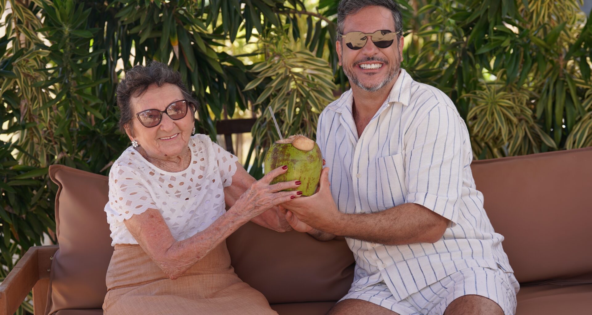 Em participação no 'Caldeirão', Tânia Maria, de 'O agente secreto', explica o motivo curioso de não ter ido ao Festival de Cannes e conta como virou atriz