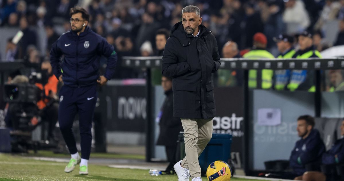 Um estreante (como titular) no onze do Sporting para o jogo com o V. Guimarães