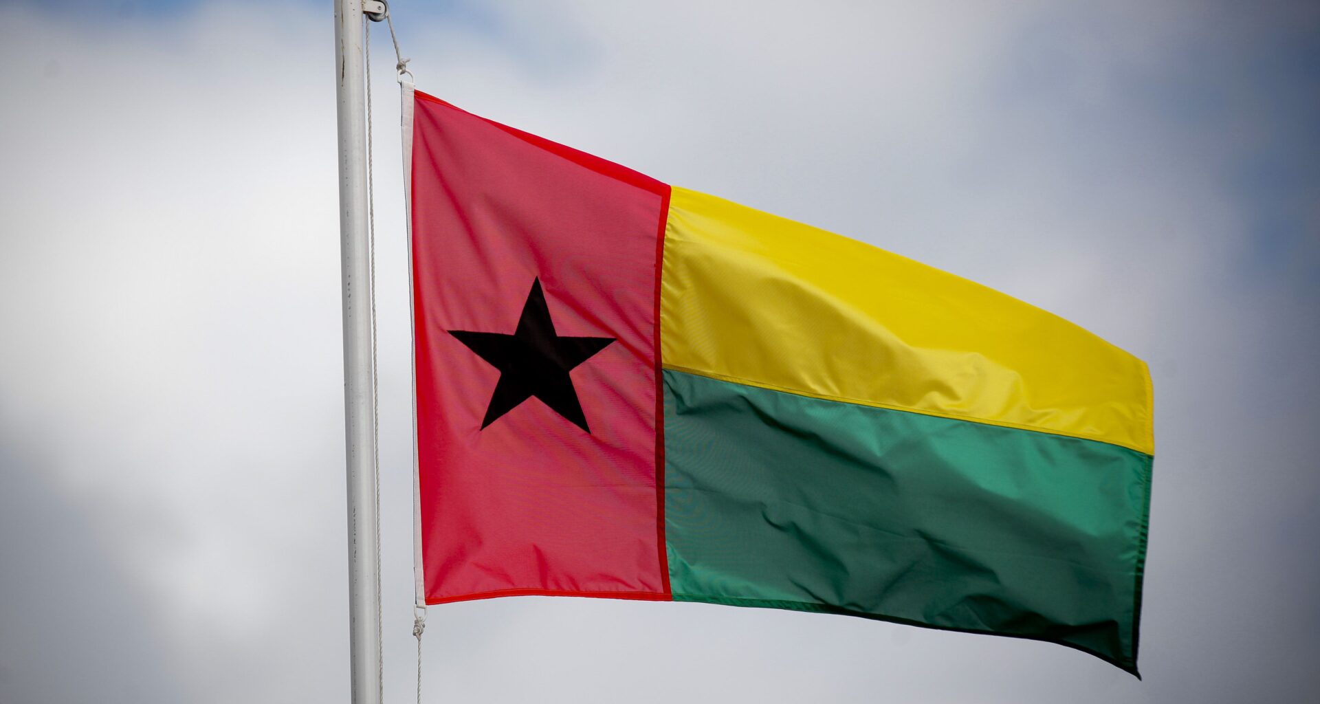 Guineenses passam a pagar caução de quase 14 mil euros para pedir visto aos EUA