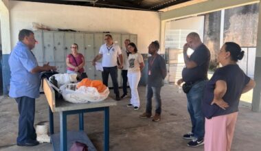 Equipe da Zoonoses de Louveira participa de capacitação sobre Borrifação Residual contra mosquito Aedes Aegypti