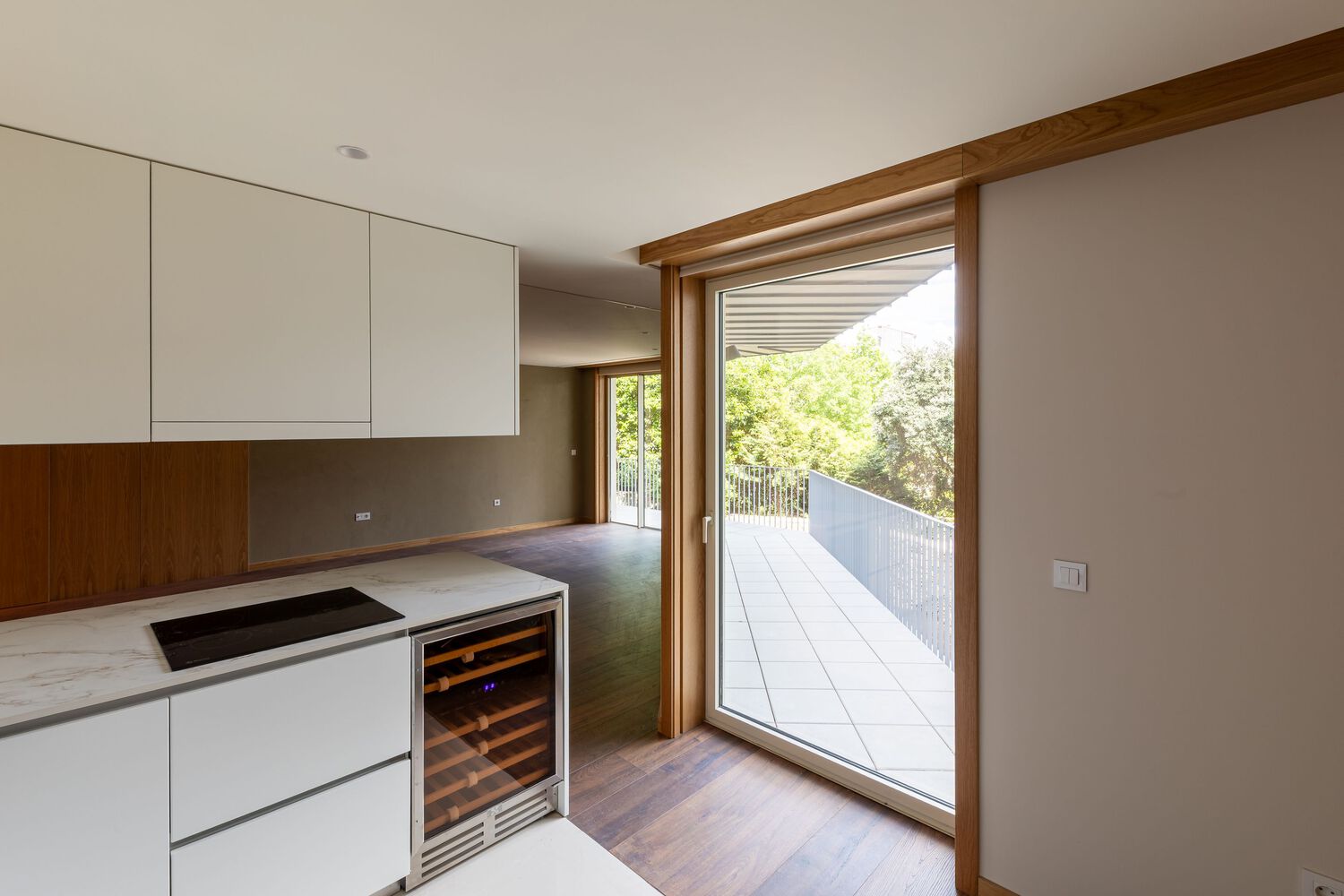 Arquitetos de barcelos destacados em portal internacional por prédio num lugar cheio de história