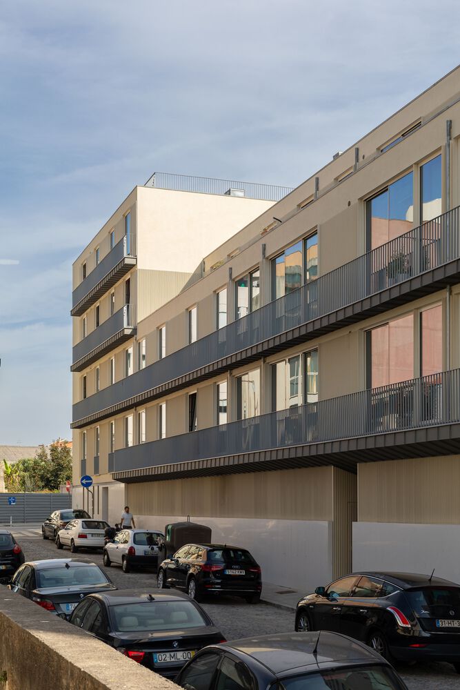 Arquitetos de barcelos destacados em portal internacional por prédio num lugar cheio de história