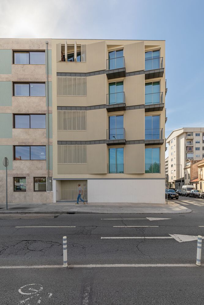 Arquitetos de barcelos destacados em portal internacional por prédio num lugar cheio de história