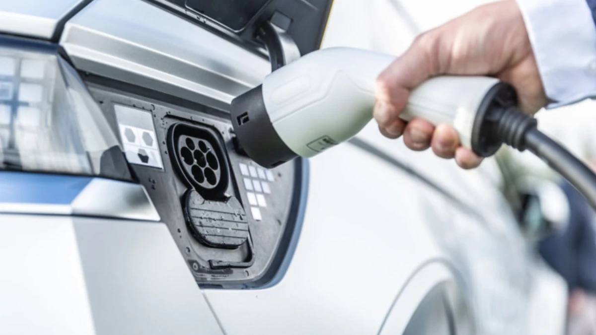 carros elétricos Portugal motores combustão