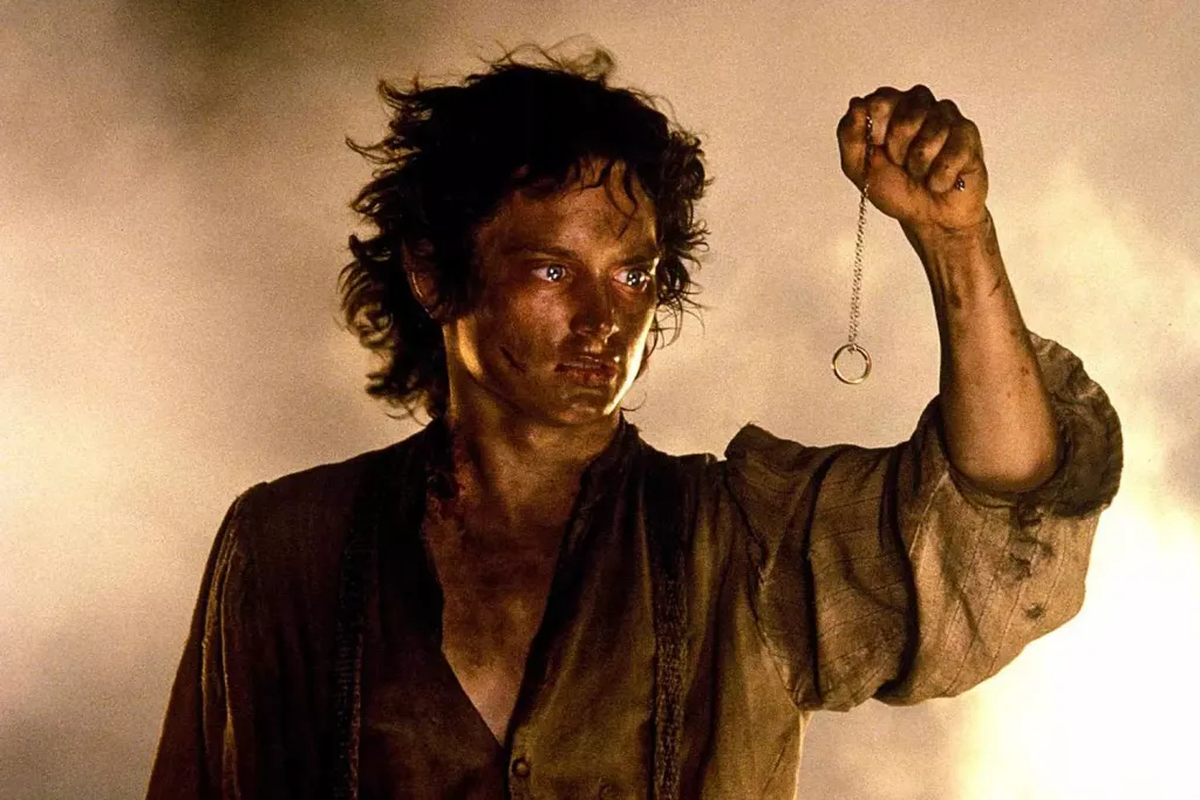 Elijah Wood evita confirmar retorno de Frodo em novo filme de “O Senhor dos Anéis” - Filmow