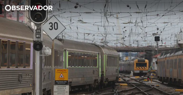 Suspensa venda de bilhetes para Alfa e Intercidades no Norte – Observador