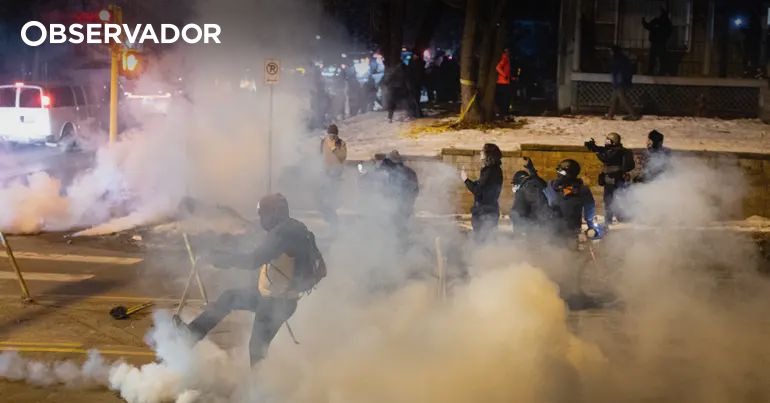 Tiros, detenções e confronto. O que se passa em Minneapolis? – Observador