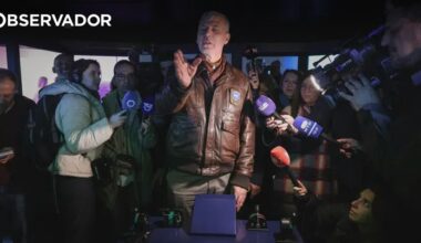 Almirante aposta em ataque duplo contra Mendes e Seguro – Observador