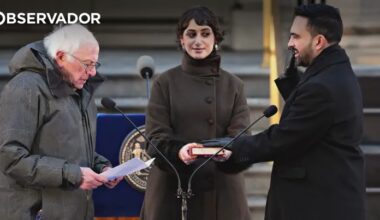 Com o Corão e Sanders, Mamdani toma posse em Nova Iorque – Observador
