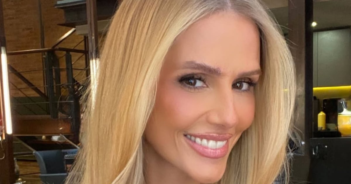 Deborah Secco se declara para o primeiro namorado após fim de casamento – R7 Entretenimento