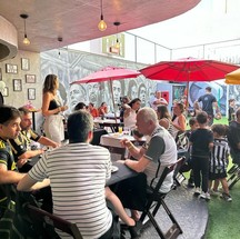 Área externa do bar de Daniel de Oliveira em BH — Foto: Divulgação