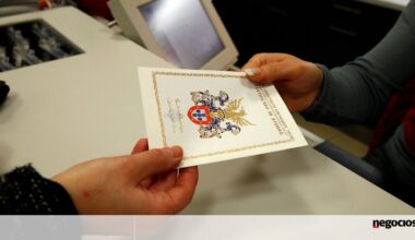 Tem certificados antigos? Fim do papel arranca hoje - Investidor Privado