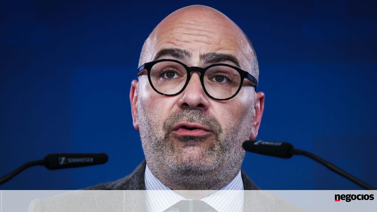 Pinto Luz responde a críticas de CEO da Ryanair e exige "respeito, verdade e seriedade” - Aviação