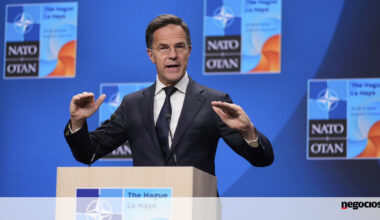 Fitch alerta que fim da NATO devido à Gronelândia pode levar a descidas de ratings na Europa - Mercados