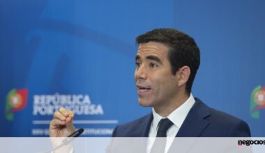 Leitão Amaro responde ao PS sobre novos veículos para INEM: "Faz quem paga" - Saúde