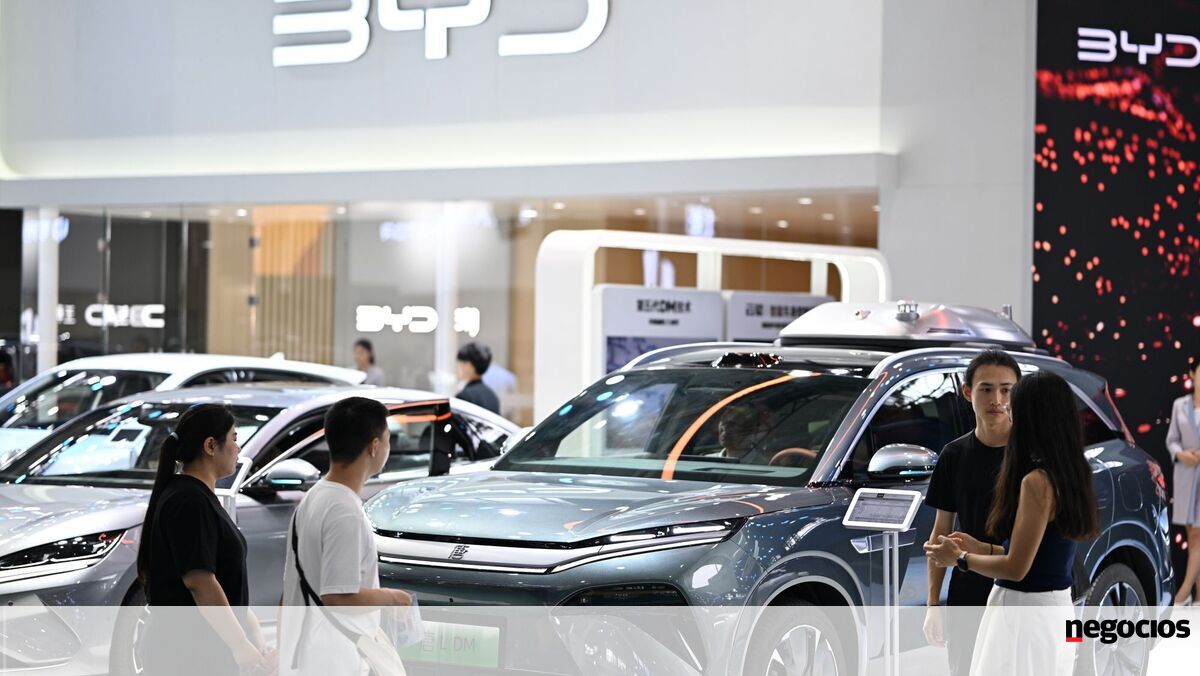 BYD vende 4,6 milhões de carros num ano, mas ritmo de crescimento está a abrandar - Automóveis